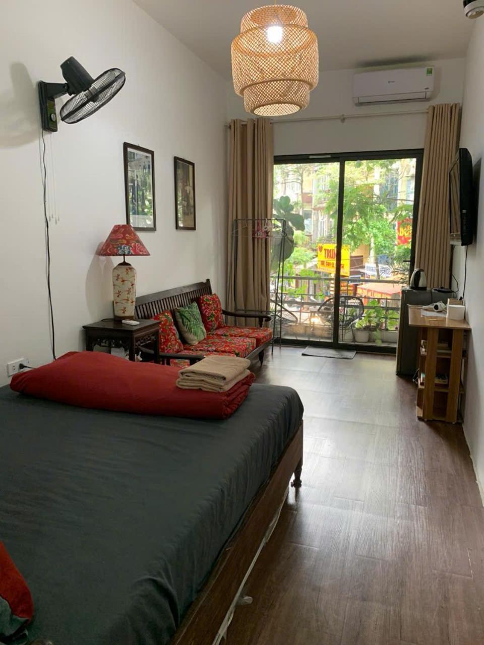 Nusmile Home & Travel 22 Hang Non, Old Town Hanoi Exteriör bild